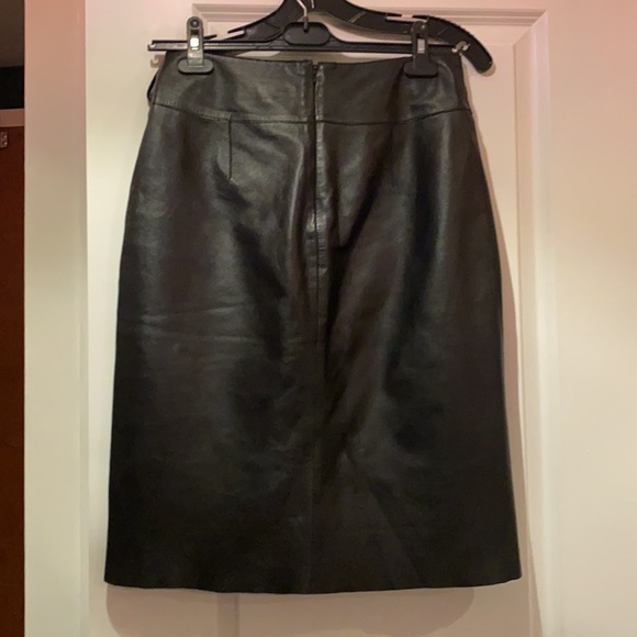 MIDI black leather skirt-very good condition - Picture 2 of 3